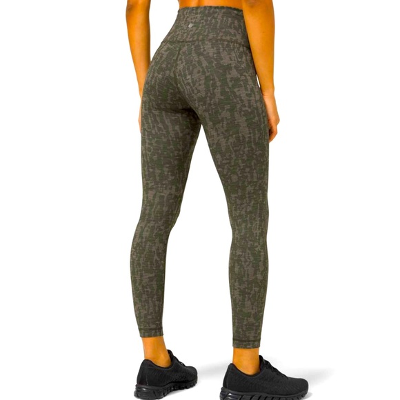 Lululemon Wunder Train High-Rise Tight 25" - Picture 2 of 8